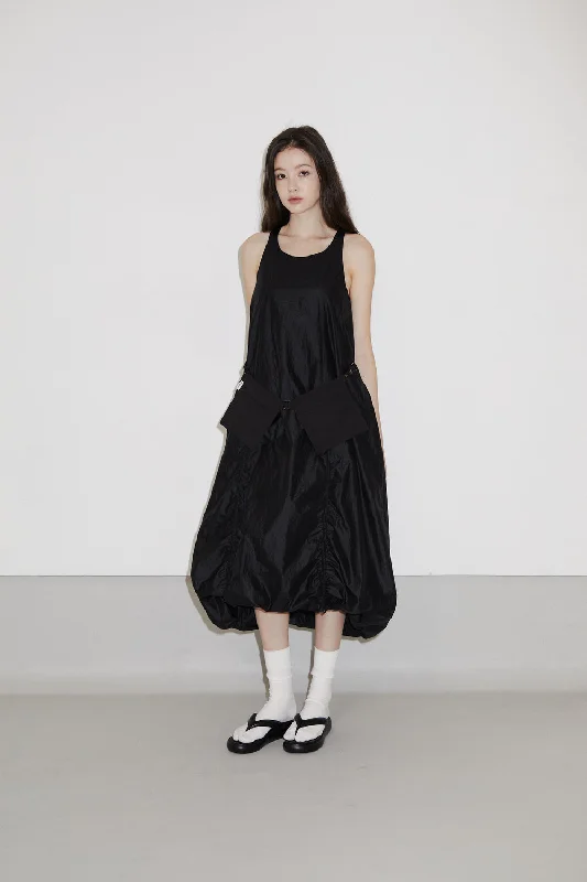 [ONHEE] SS 24 GLOSSY NYLON DETACHABLE  POCKET VOLUME DRESS