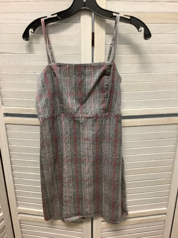 Dress Casual Short By Hollister  Size: S