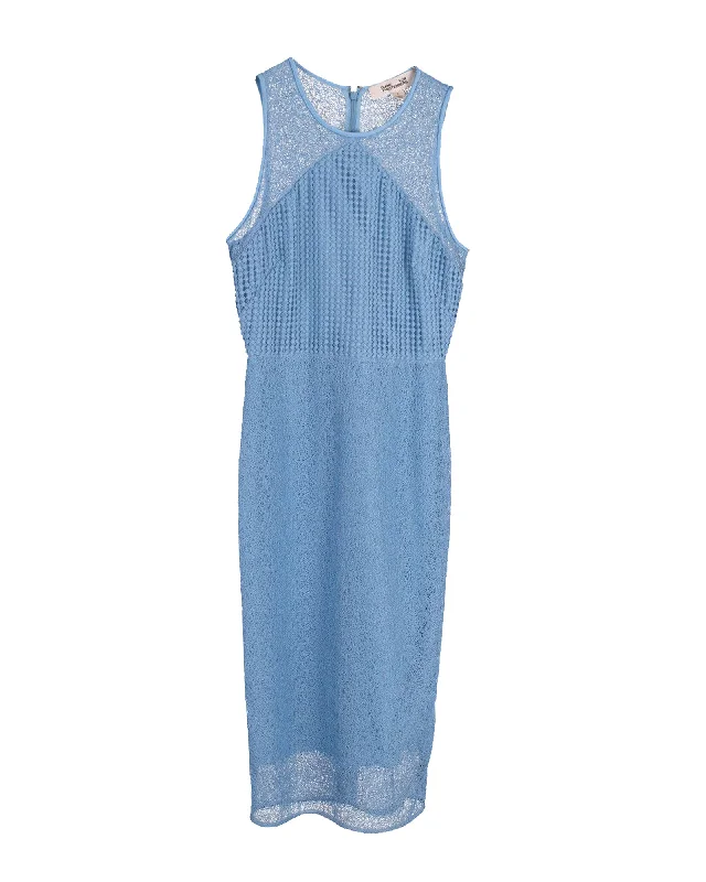 Diane Von Furstenberg Lace Sheath Dress in Sky Blue Polyester